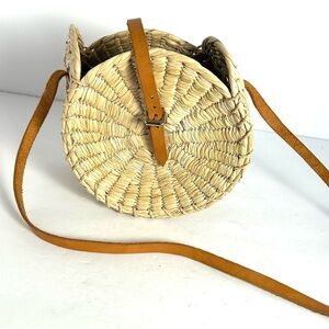 Womens Straw Woven Weave Circle Bag Purse Leather Straps Buckle Beach Vacation